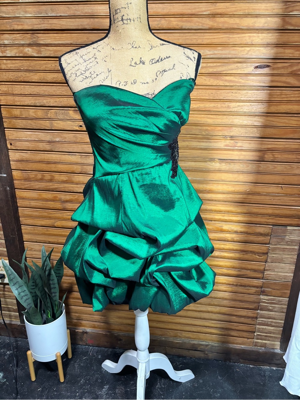 Emerald Strapless Bubble Hem Dress hoco vintage